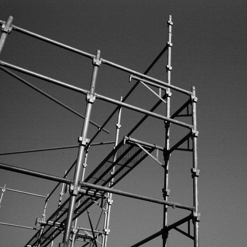 Roof Edge Protection & Guardrail